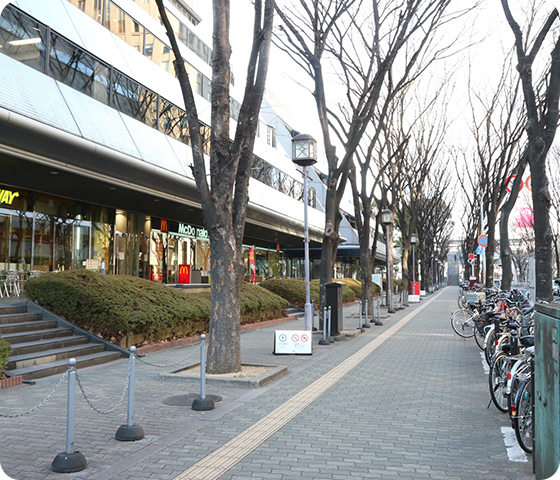 自転車・バイクでお越しの方