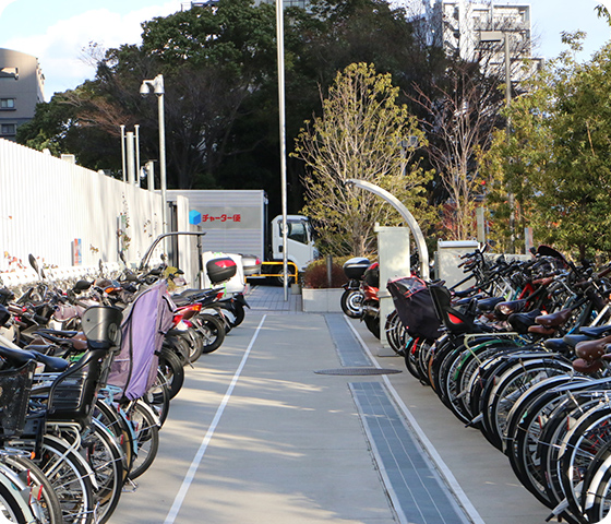 自転車・バイクでお越しの方